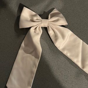 Bow